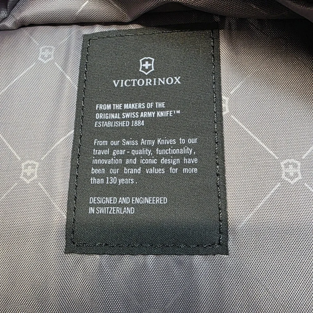 Victorinox Journey 2.0 Universal Backpack 16